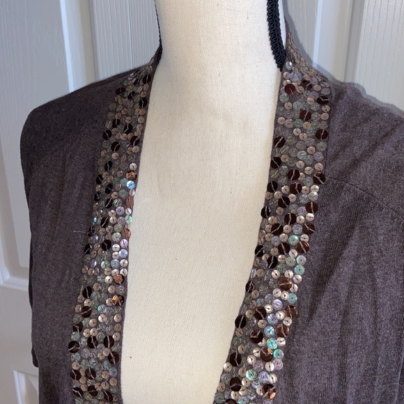 EXPRESS Short Sleeve Sequins Cardigan - Picture 2 of 3
